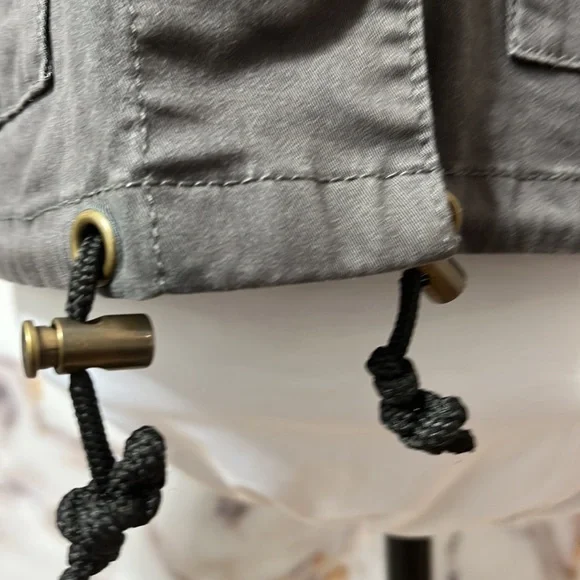 Sanctuary Los Angeles Charcoal Gray Lightweight Jacket with Pockets Button Up S - Picture 3 of 13